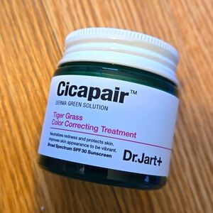 Cicapair Tiger Grass Color Correcting Treatment